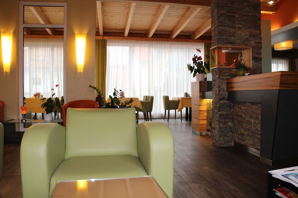 Hotel Kreuzwirt Engerwitzdorf Exterior photo